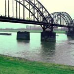 Gebäudereinigung - Unterhaltsreinigung - Haushaltsreinigung - Büroreinigung - Treppenhausreinigung - Neuss